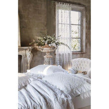 Carica l'immagine nel visualizzatore di Gallery, Parure Copripiumino Matrimoniale Blanc Mariclò 3 Pezzi con 2 Federe – Cotone Bianco Dentelle 240x260