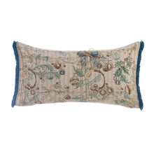 Carica l'immagine nel visualizzatore di Gallery, Cuscino Ricamato 30×60 Intrecci di Sogno