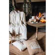 Carica l'immagine nel visualizzatore di Gallery, SET CUSCINO E PLAID
