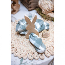 Carica l'immagine nel visualizzatore di Gallery, DECORO CONIGLIETTO
